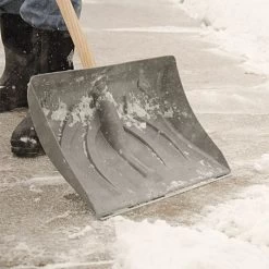 Leonard Snow Shovel With Steel Wear Strip -Garden And Outdoor Shop a218p 3