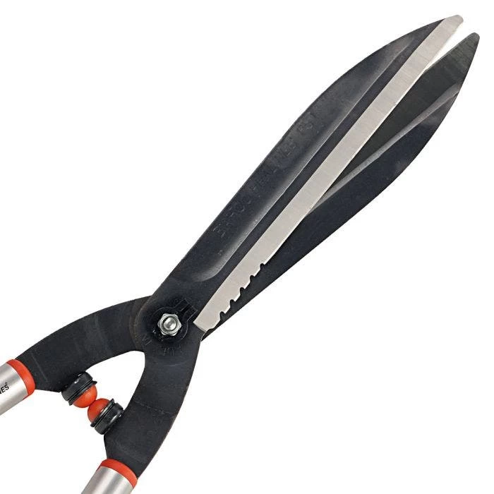 Bahco 9.5-inch Blade Hedge Shears, 30-inch Overall Length 3 Bahco 9.5-inch Blade Hedge Shears, 30-inch Overall Length - Image 3