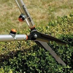 Bahco Pro Super Light 10-inch Slim Blade Hedge Shears, 26-inch Overall Length -Garden And Outdoor Shop p54h25 4