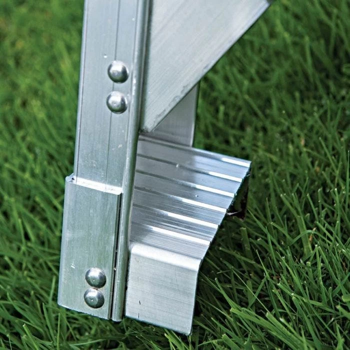 Strathmore Super Duty Orchard Ladders 2 Strathmore Super Duty Orchard Ladders - Image 2